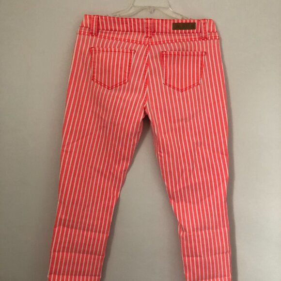 pants - Picture 2 of 3